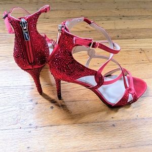 Beautiful Badgley Michka red strappy heels